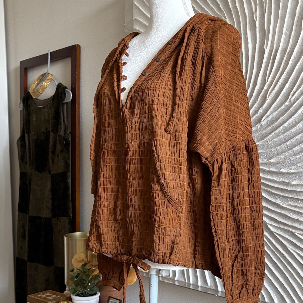 Cinnamon Smocked Button Up Hoodie Top - Picture 7 of 12
